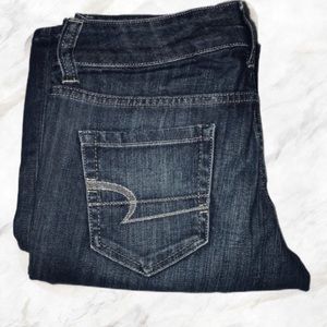 4/$40 American Eagle jeans 🦅